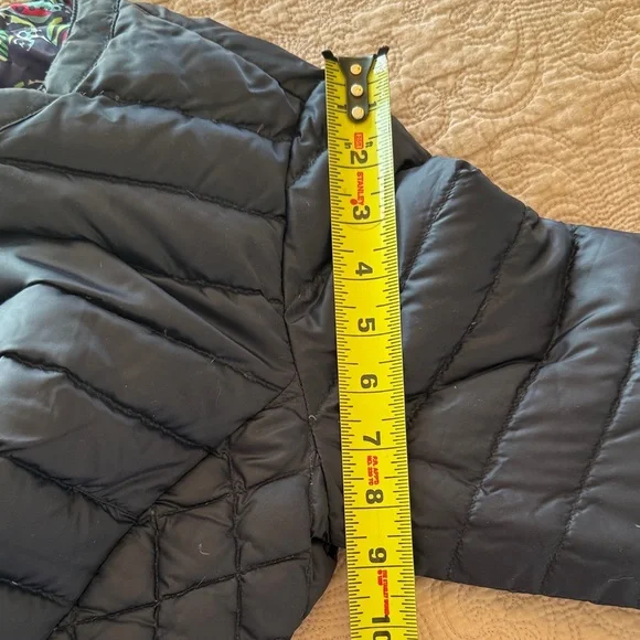 Lilly Pulitzer reversible down jacket Navy/floral - Picture 11 of 17